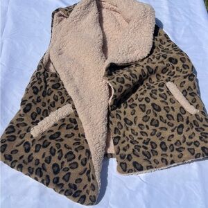 Animal print Sherpa size medium